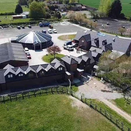 Appaloosa Suite With Amazing Views Of Stud Farm. Driffield 외부 사진